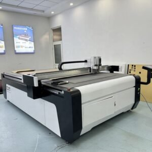 CNC Oscillating Knife Cardboard and Plastic Board Cutter