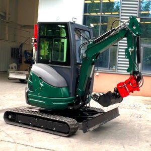 Certified Zero Tail Kubota Engine Mini Excavator Crawler Farm 1.8